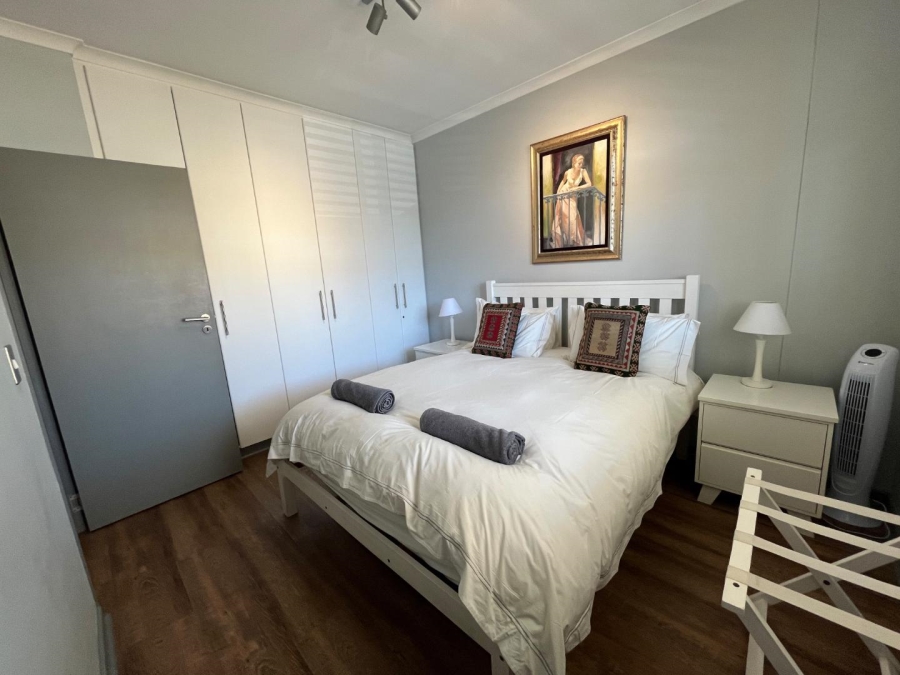 To Let 1 Bedroom Property for Rent in Muizenberg Western Cape